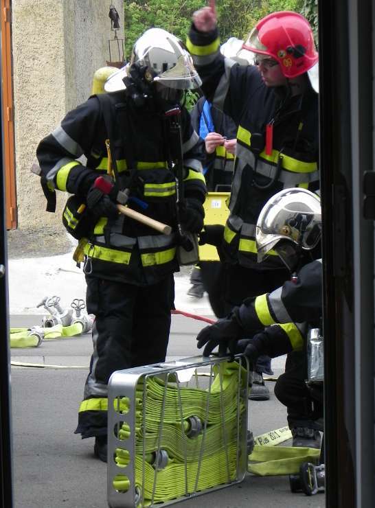 Ausbildung: Ausrüstung tragen und inspizieren